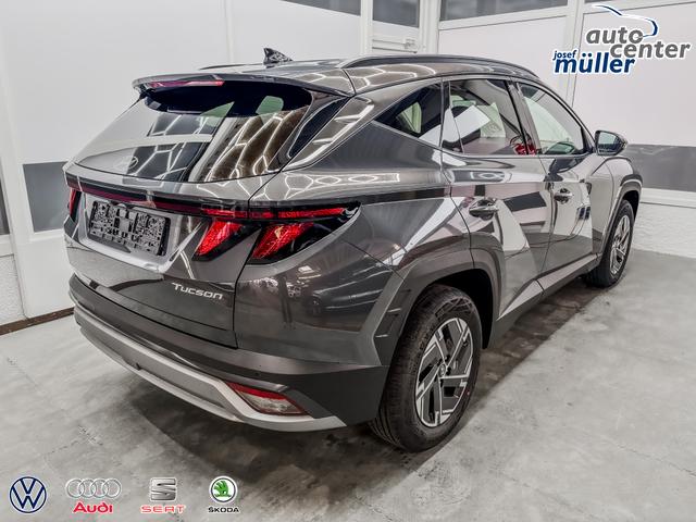 Hyundai TUCSON STYLE AUT KLIMAAUTOMATIK TOTWINKEL NAVI SHZ RFK PDC 