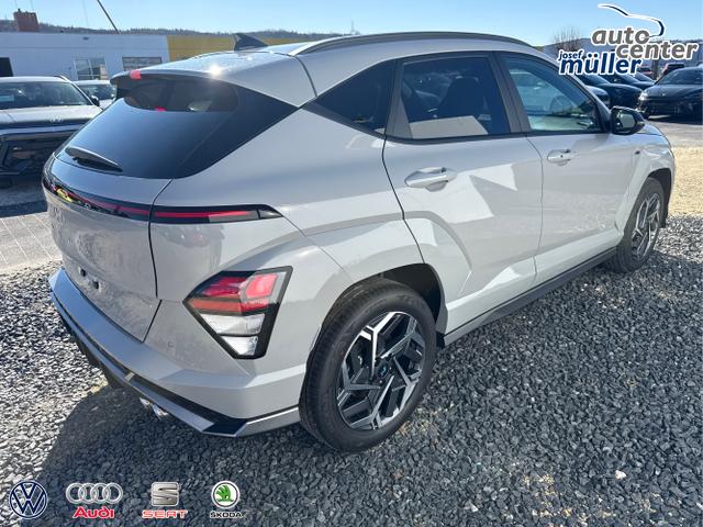Hyundai / KONA / Grau / / / 1.6 4WD T-GDi DCT N-LINE SHZ NAVI ACC RFK