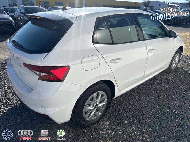 Skoda / Fabia / Wei&szlig; / / / DSG PDC v+h KLIMAAUTOMATIK