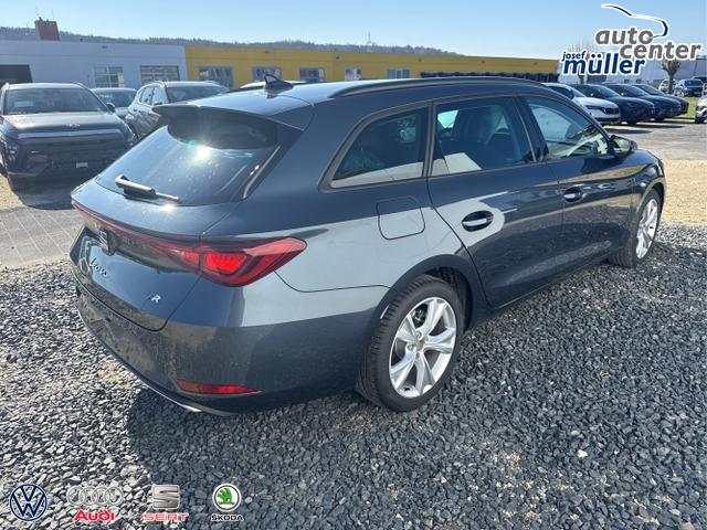 Seat / Leon / Grau / / / NAVI AHK MATRIX ACC SHZ