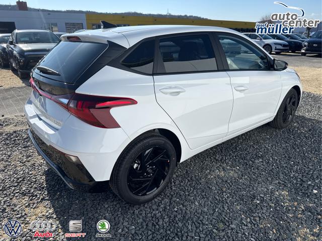 Hyundai / i20 / Wei&szlig; / / / BLACK PACK KLIMAAUTOMATIK NAVI WP