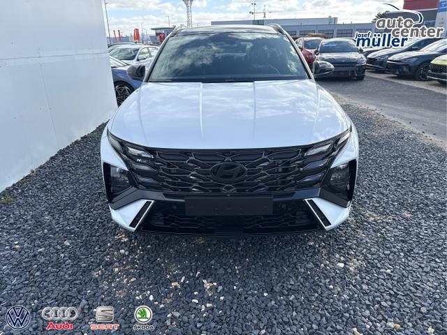 Hyundai / TUCSON / Grau / / / 