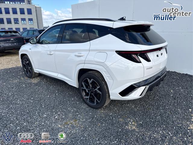 Hyundai / TUCSON / Grau / / / 