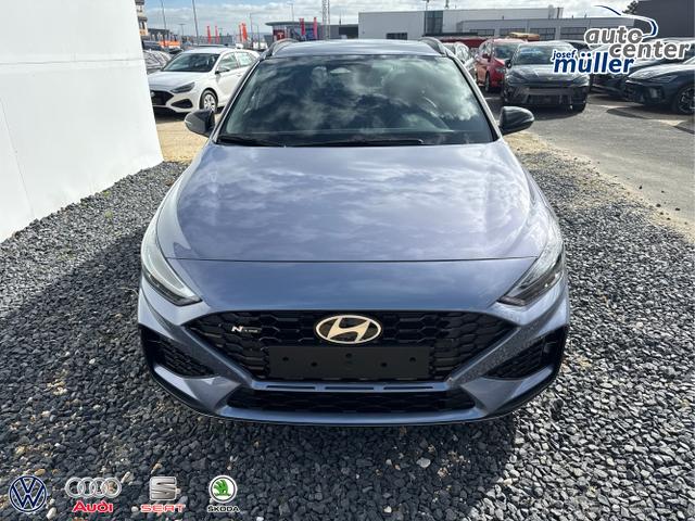 Hyundai / i30 / Grau / / / 