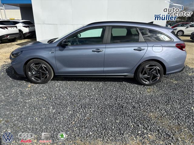 Hyundai / i30 / Grau / / / 