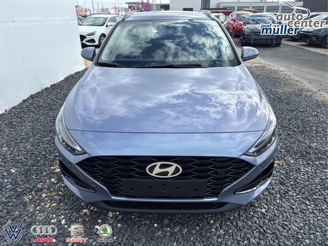 Hyundai / i30 / Grau / / / 