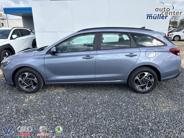 Hyundai / i30 / Grau / / / 