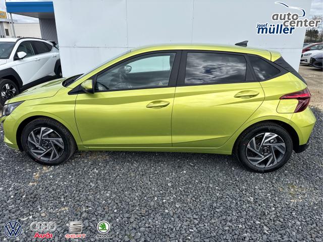 Hyundai / i20 / Grau / / / 