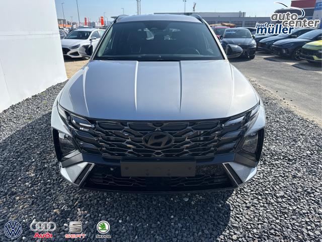 Hyundai / TUCSON / Grau / / / 