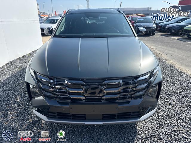 Hyundai / TUCSON / Grau / / / 