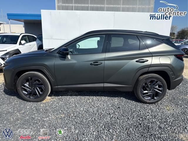 Hyundai / TUCSON / Grau / / / 