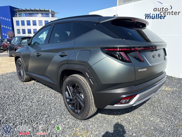 Hyundai / TUCSON / Grau / / / 