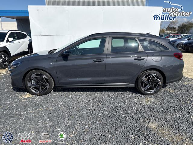 Hyundai / i30 / Grau / / / 