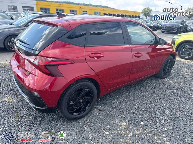 Hyundai / i20 / Grau / / / 