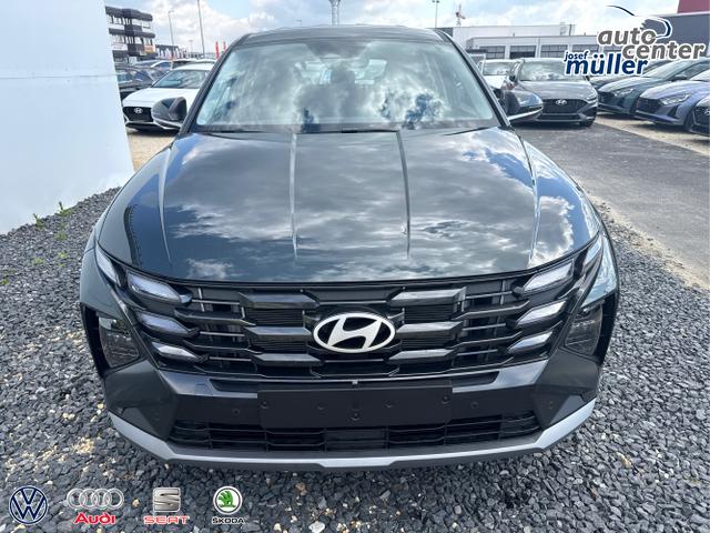 Hyundai / TUCSON / Grau / / / 