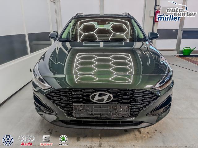 Hyundai i30 Kombi STYLE NAVI WP ALU LED RFK PDC 