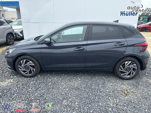 Hyundai / i20 / Grau / / / 