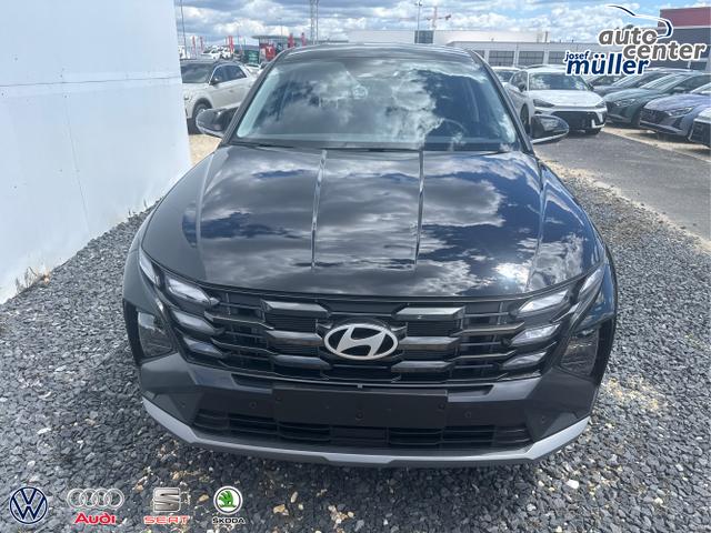 Hyundai / TUCSON / Grau / / / 