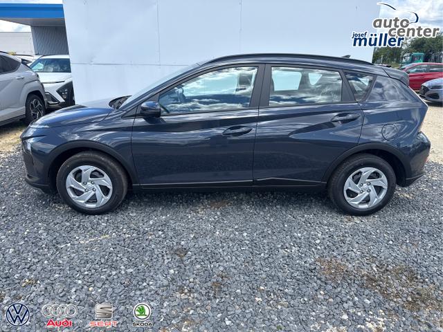 Hyundai / BAYON / Grau / / / 