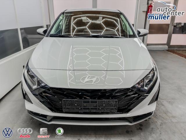 Hyundai i20 COMFORT DCT NAVI SHZ RFK ALU PDC 
