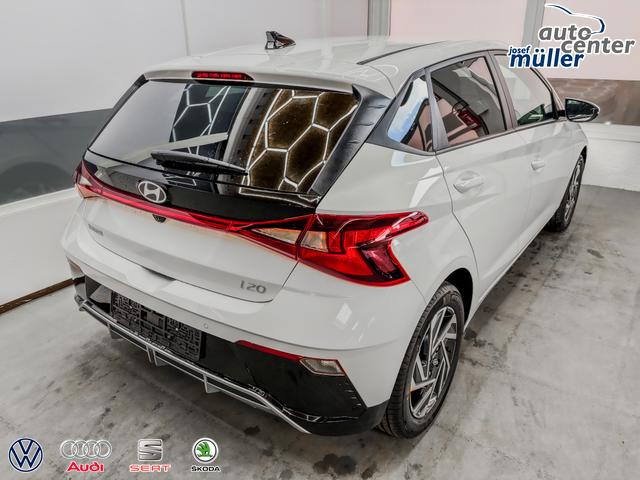 Hyundai i20 COMFORT DCT NAVI SHZ RFK ALU PDC 