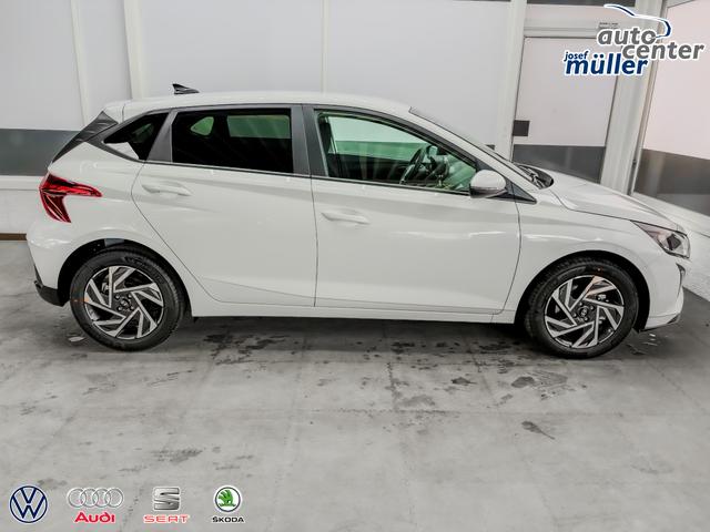 Hyundai i20 COMFORT DCT NAVI SHZ RFK ALU PDC 