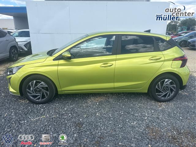 Hyundai / i20 / Grau / / / 