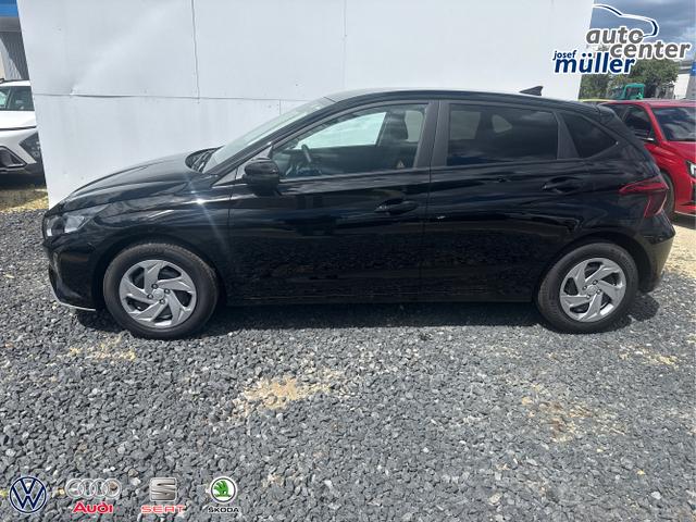Hyundai / i20 / Grau / / / 