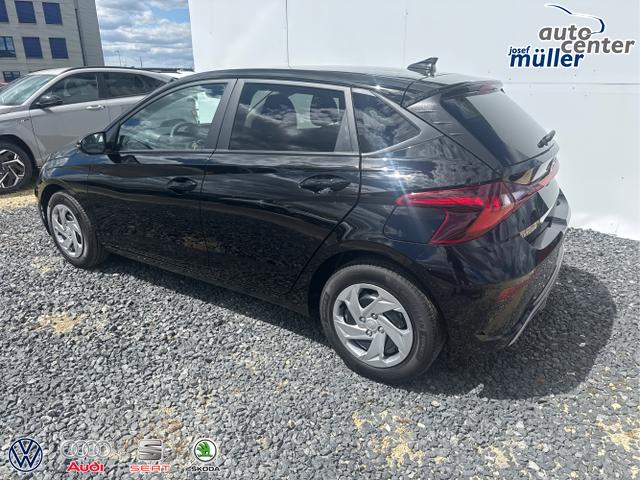 Hyundai / i20 / Grau / / / 
