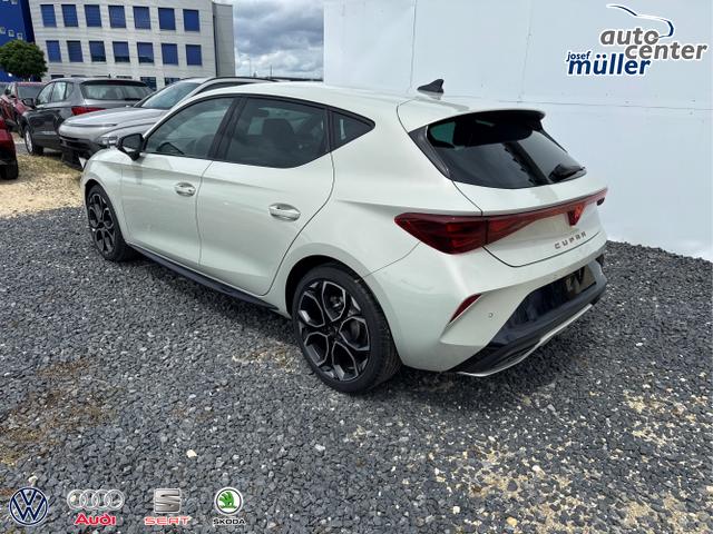 Cupra / Leon / Grau / / / 