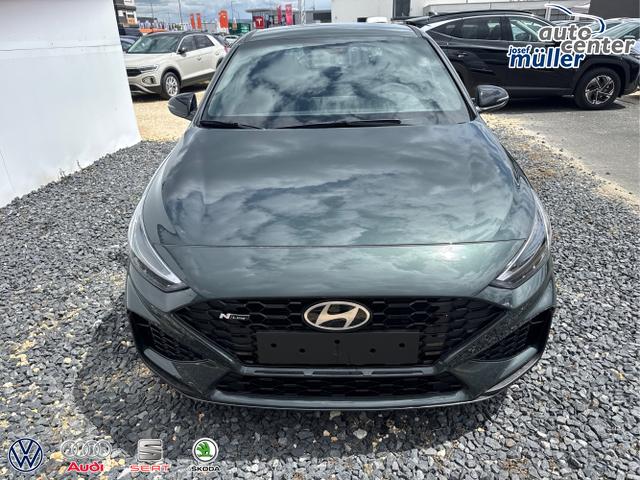 Hyundai / i30 / Grau / / / 