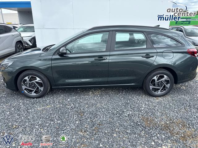 Hyundai / i30 / Grau / / / 