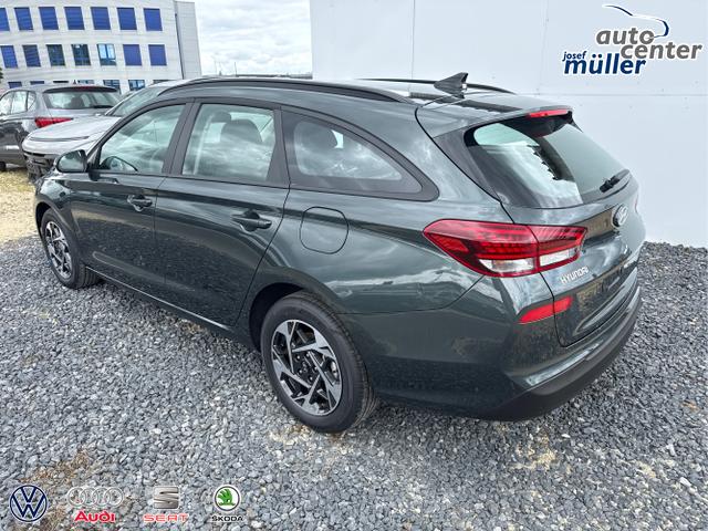 Hyundai / i30 / Grau / / / 