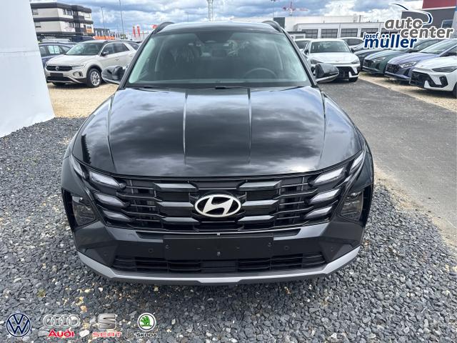 Hyundai / TUCSON / Grau / / / 