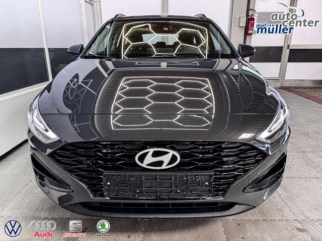 Hyundai i30 Kombi STYLE DCT NAVI WP ALU LED RFK PDC 