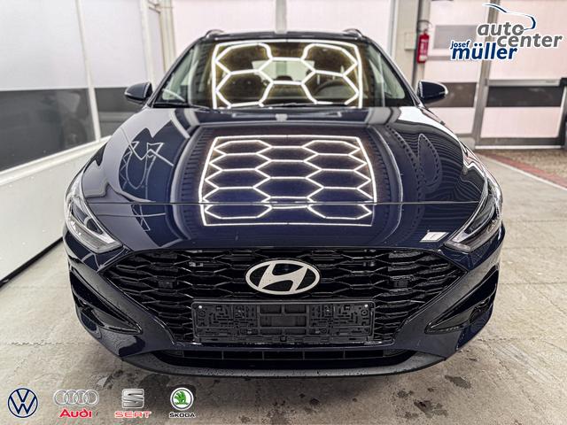Hyundai i30 Kombi STYLE NAVI RFK SHZ PDC ALU 