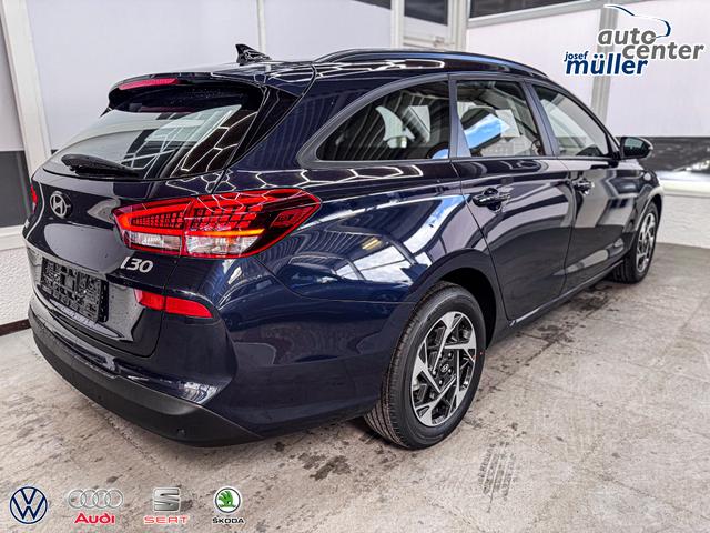Hyundai i30 Kombi STYLE DCT NAVI WP ALU LED RFK PDC 