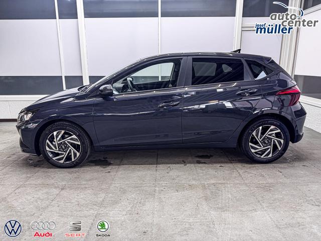 Hyundai i20 COMFORT DCT NAVI SHZ RFK ALU PDC 