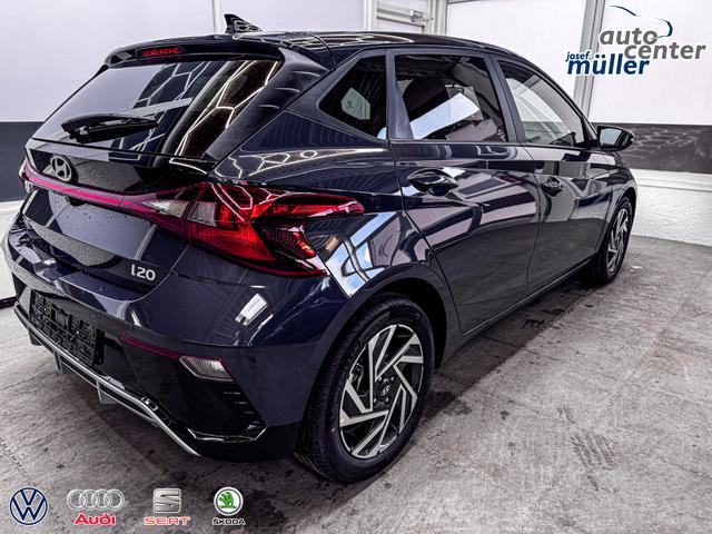 Hyundai i20 COMFORT DCT NAVI SHZ RFK ALU PDC 