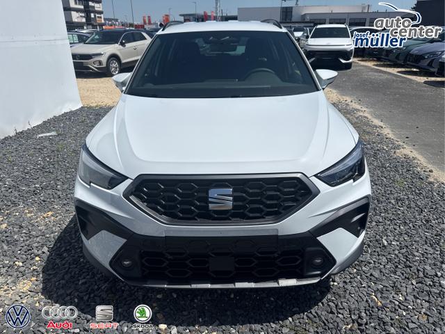 Seat / Arona / Grau / / / 