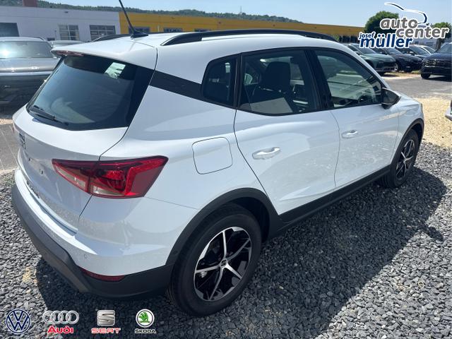 Seat / Arona / Grau / / / 
