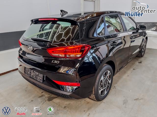 Hyundai i30 STYLE DCT ALU SHZ NAVI RFK PDC 