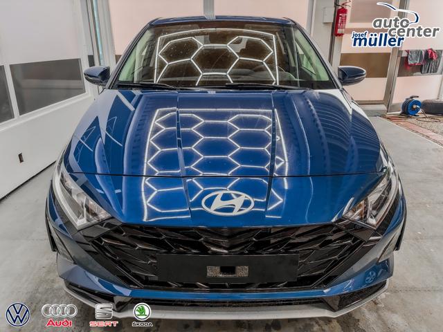 Hyundai i20 COMFORT DCT NAVI SHZ RFK ALU PDC 