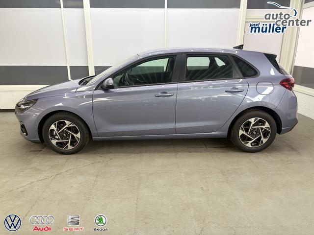 Hyundai i30 STYLE ALU SHZ NAVI RFK PDC 