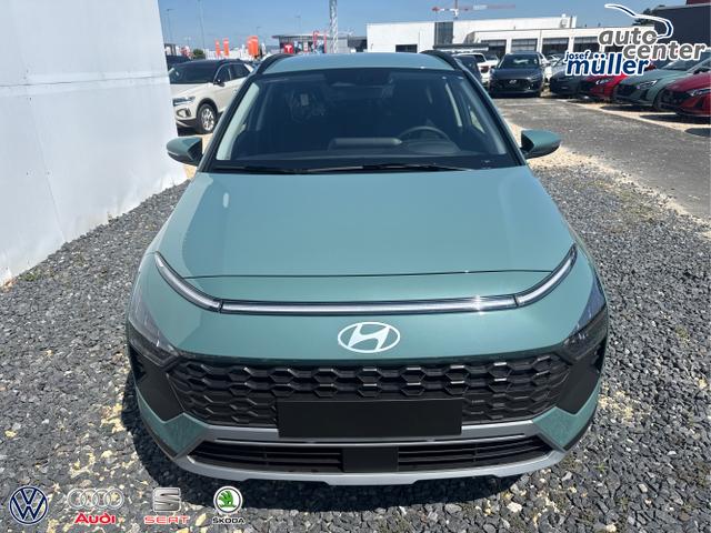 Hyundai / BAYON / Grau / / / 