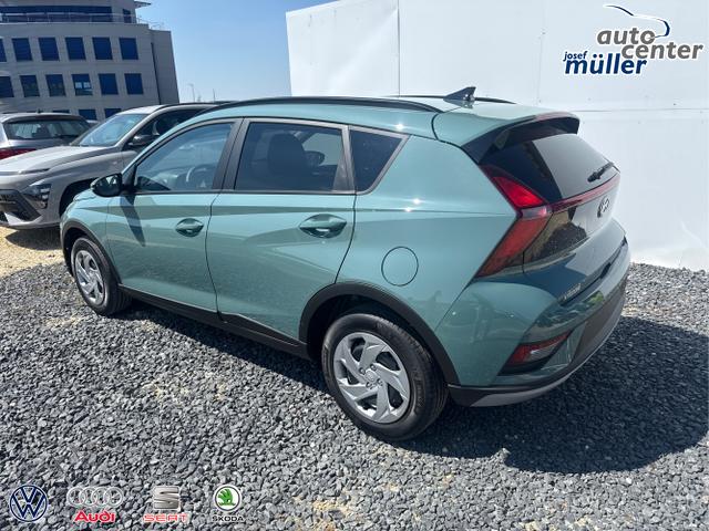 Hyundai / BAYON / Grau / / / 