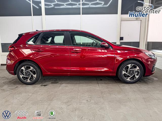 Hyundai i30 STYLE ALU SHZ NAVI RFK PDC 