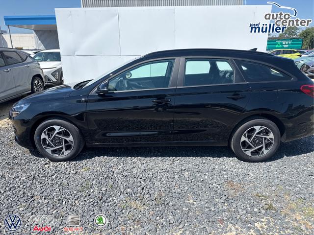 Hyundai / i30 / Grau / / / 
