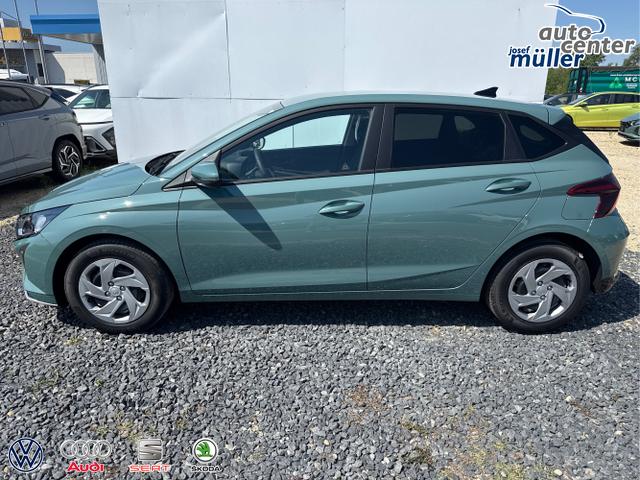 Hyundai / i20 / Grau / / / 
