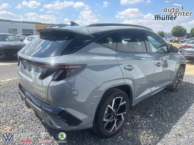 Hyundai / TUCSON / Grau / / / 